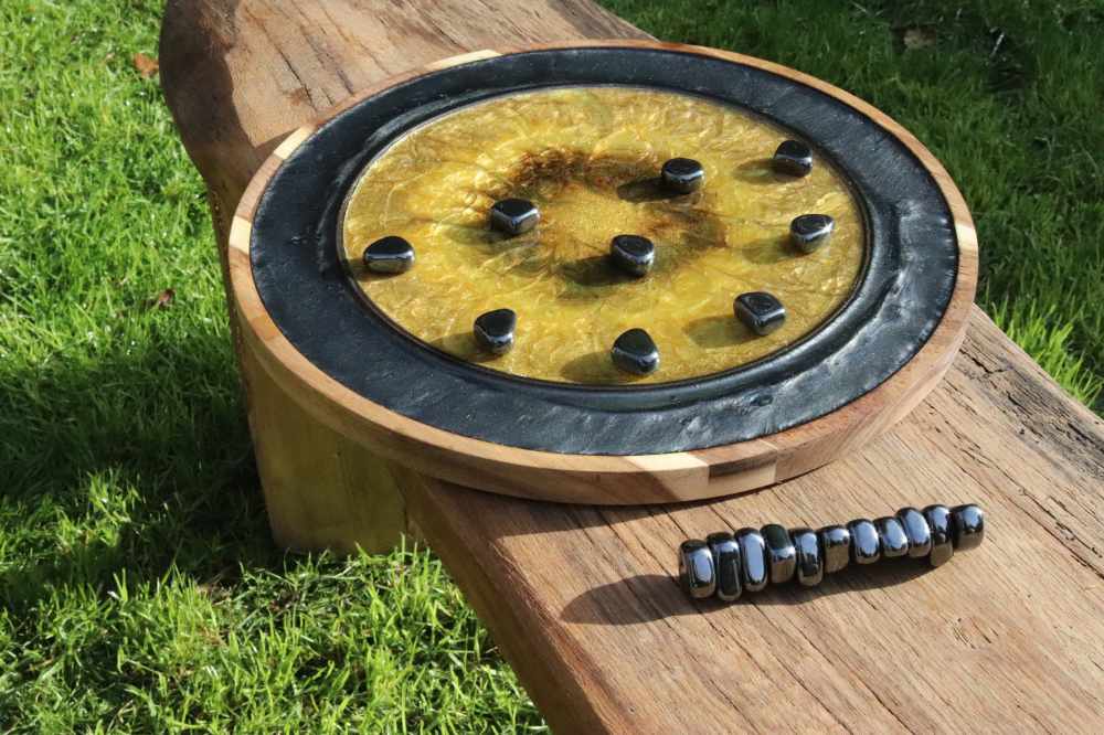 Gold Leaf Magnetic Chess game